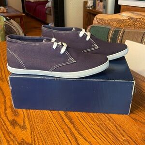 Keds men’s champion chukka canvas in navy blue and white, size 8.5 medium.
